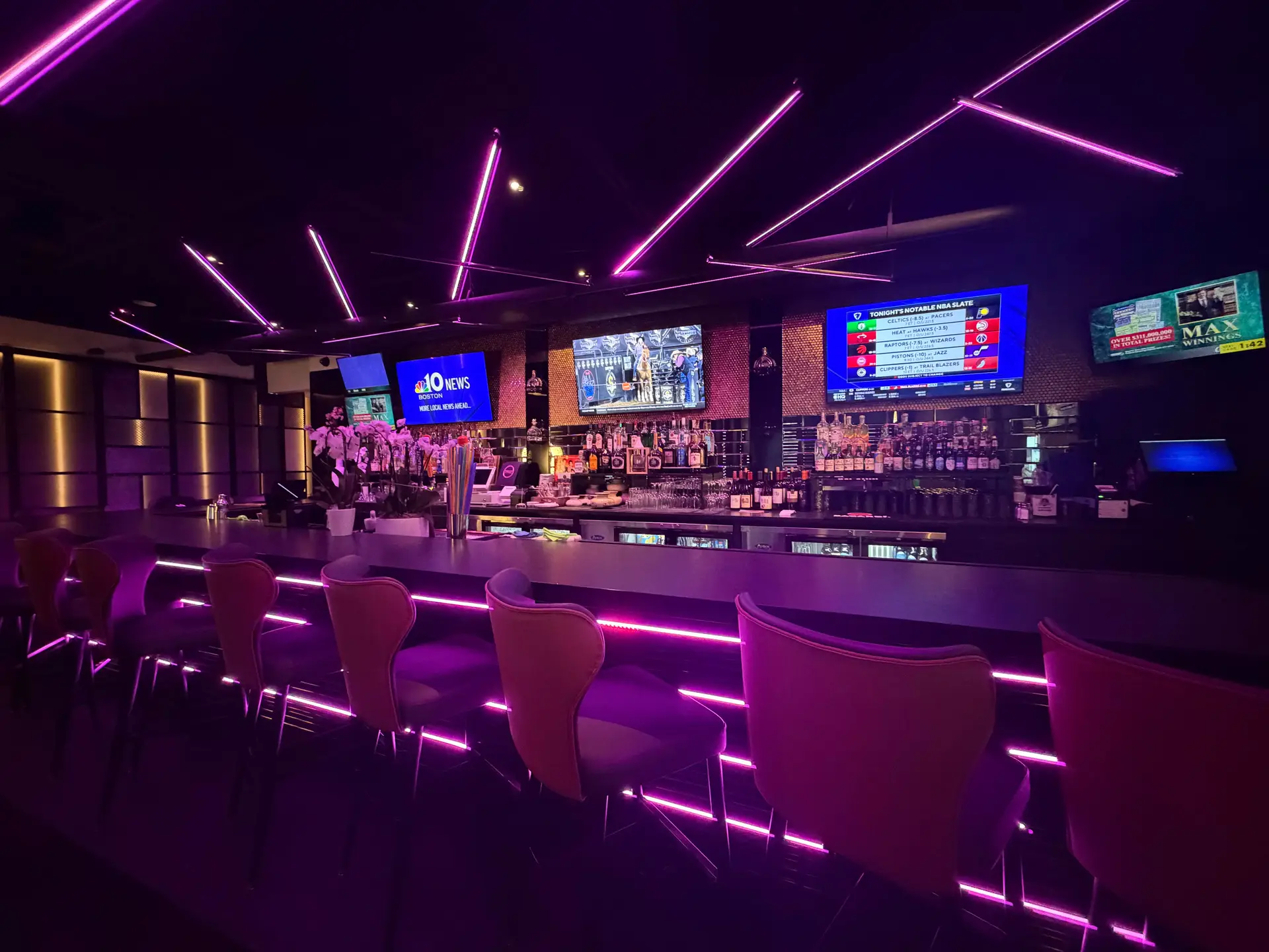 The Bar at Pho At 194